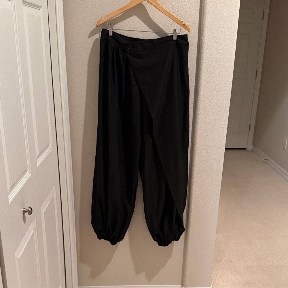 Chic Black Women's Joggers